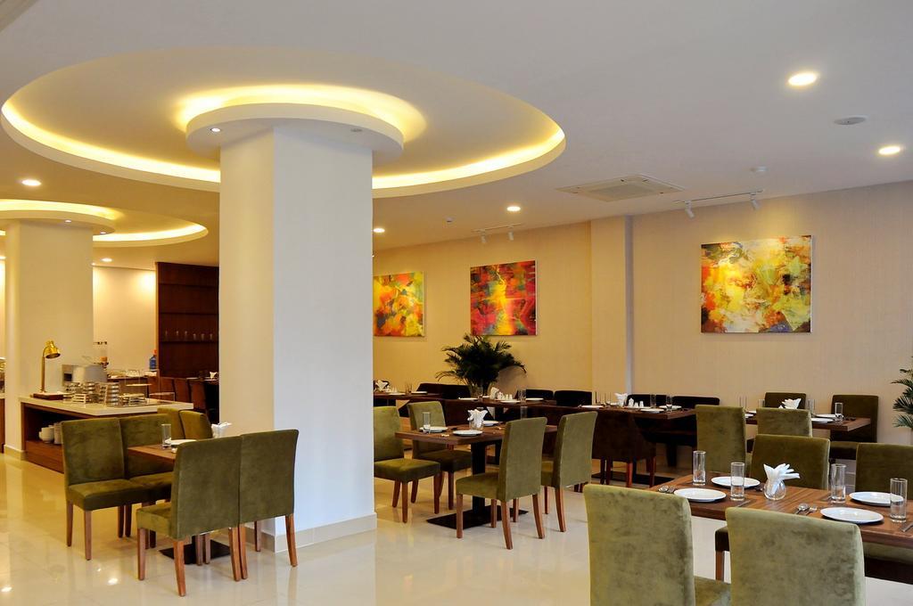 The World Hotel Να Τρανγκ Εξωτερικό φωτογραφία