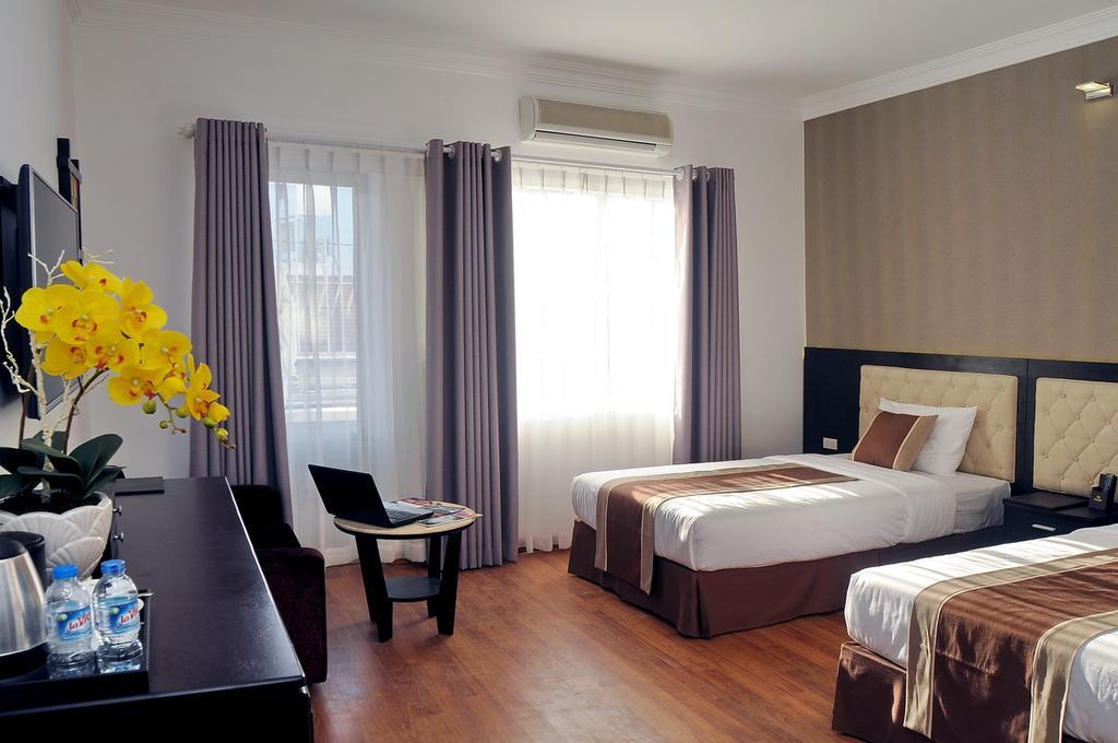 The World Hotel Να Τρανγκ Εξωτερικό φωτογραφία